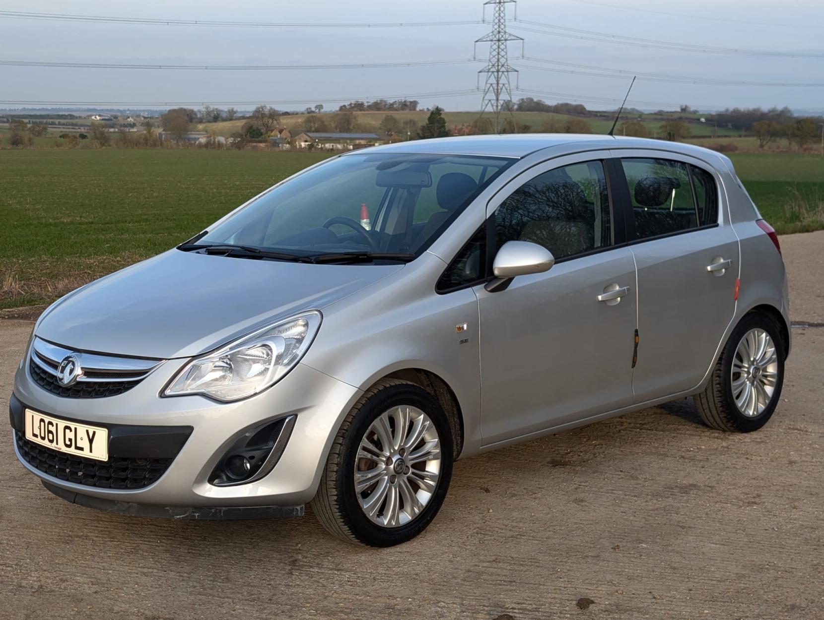 Vauxhall Corsa 1.4 16V SE Hatchback 5dr Petrol Manual Wide Ratio Euro 5 (100 ps)