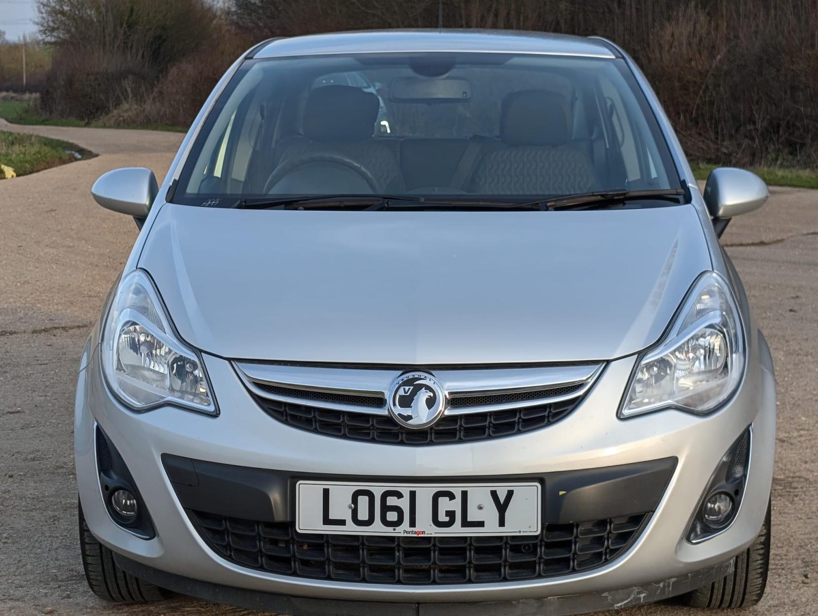 Vauxhall Corsa 1.4 16V SE Hatchback 5dr Petrol Manual Wide Ratio Euro 5 (100 ps)