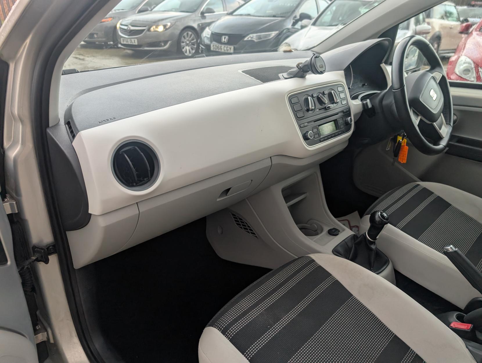 SEAT Mii 1.0 12v Toca Hatchback 5dr Petrol Manual Euro 5 (60 ps)