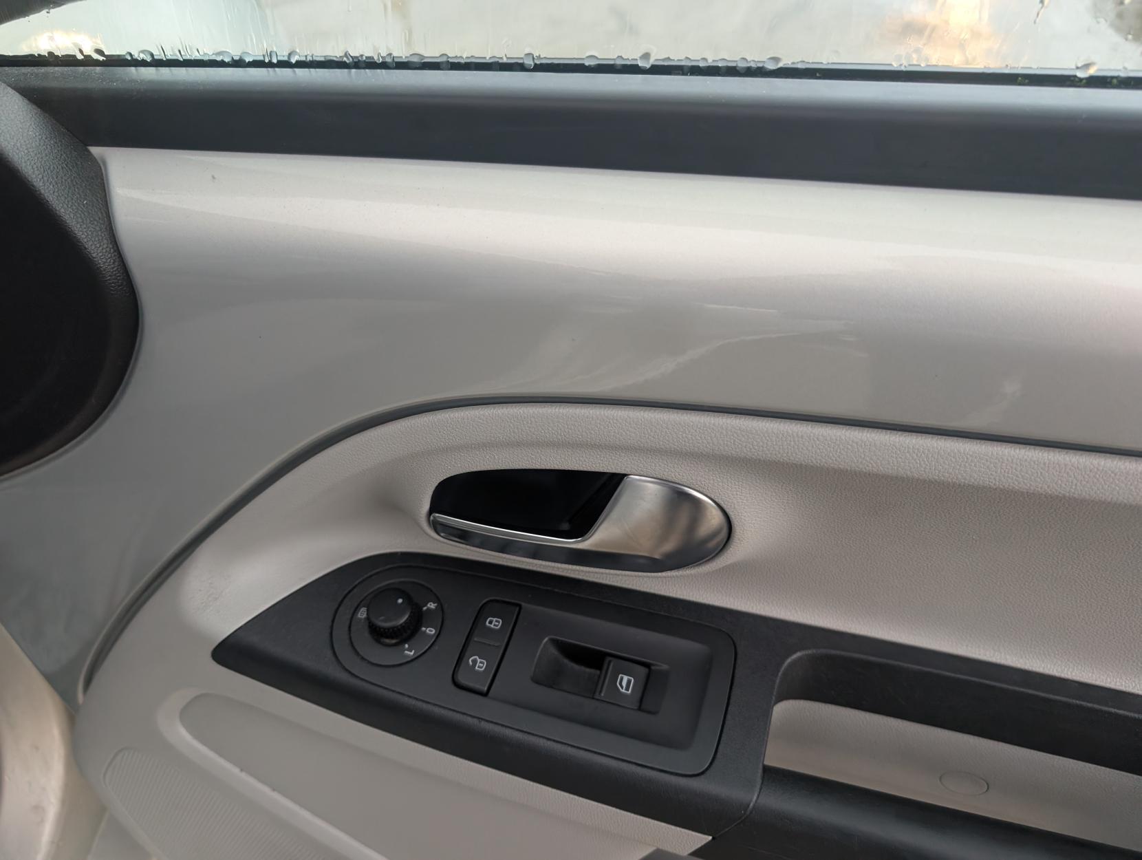 SEAT Mii 1.0 12v Toca Hatchback 5dr Petrol Manual Euro 5 (60 ps)