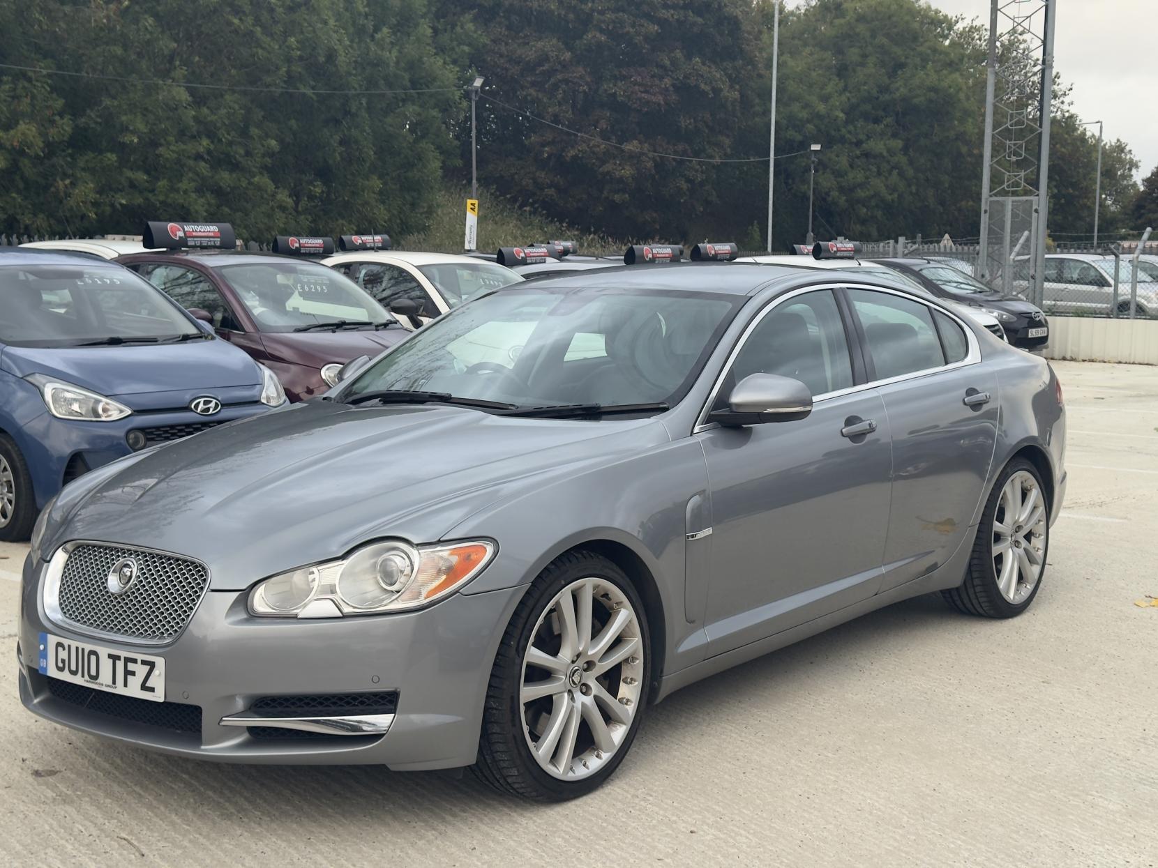 Jaguar XF 3.0d S V6 Premium Luxury Saloon 4dr Diesel Auto Euro 5 (275 ps)