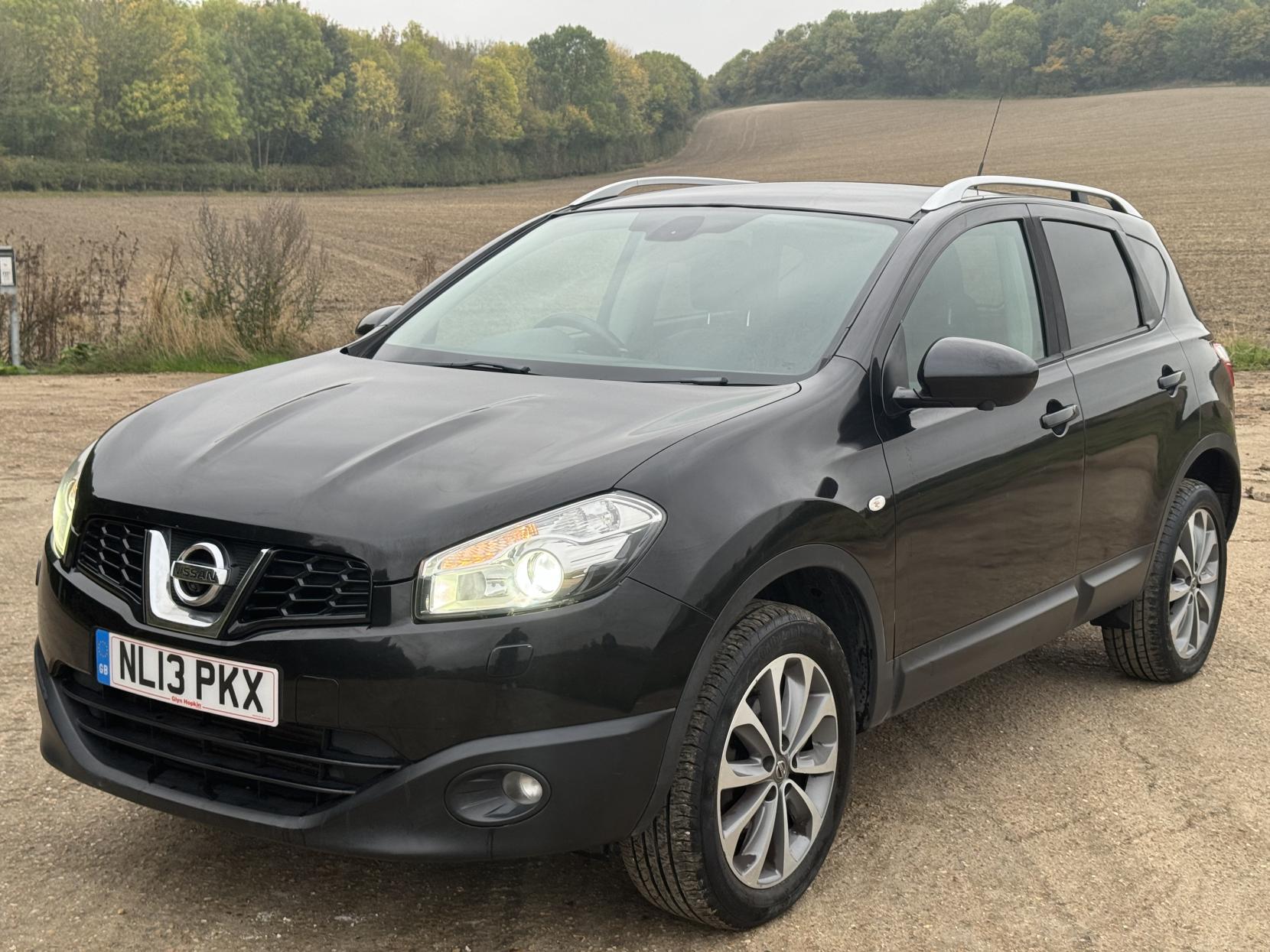 Nissan Qashqai 1.5 dCi Tekna SUV 5dr Diesel Manual 2WD Euro 5 (AVM) (110 ps)