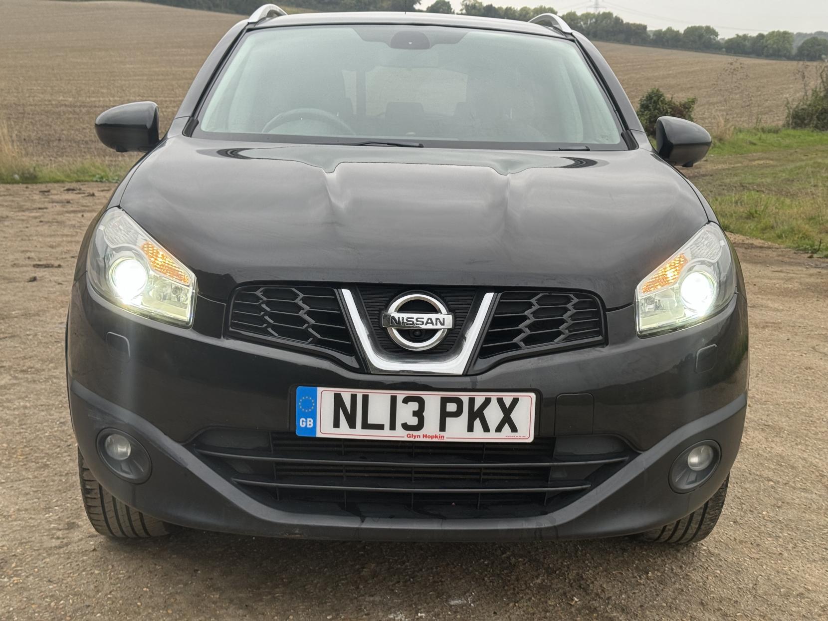 Nissan Qashqai 1.5 dCi Tekna SUV 5dr Diesel Manual 2WD Euro 5 (AVM) (110 ps)