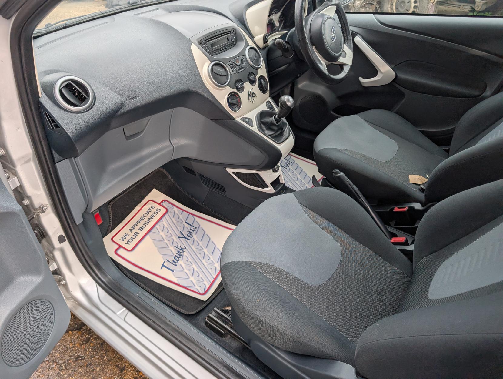 Ford Ka 1.2 Zetec Hatchback 3dr Petrol Manual Euro 5 (s/s) (69 ps)