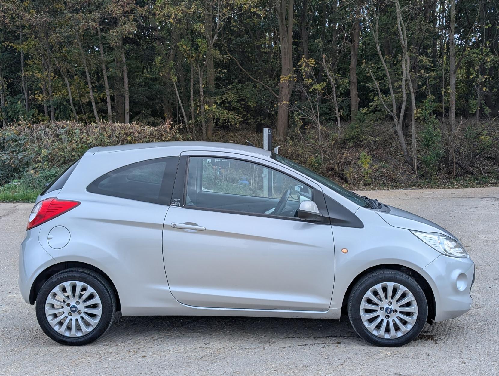 Ford Ka 1.2 Zetec Hatchback 3dr Petrol Manual Euro 5 (s/s) (69 ps)