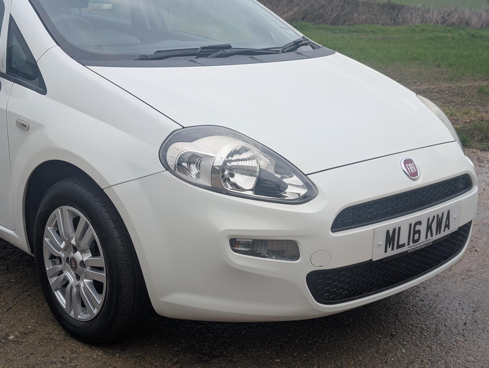 Fiat Punto 1.2 Pop + Hatchback 5dr Petrol Euro 6 (69 bhp)