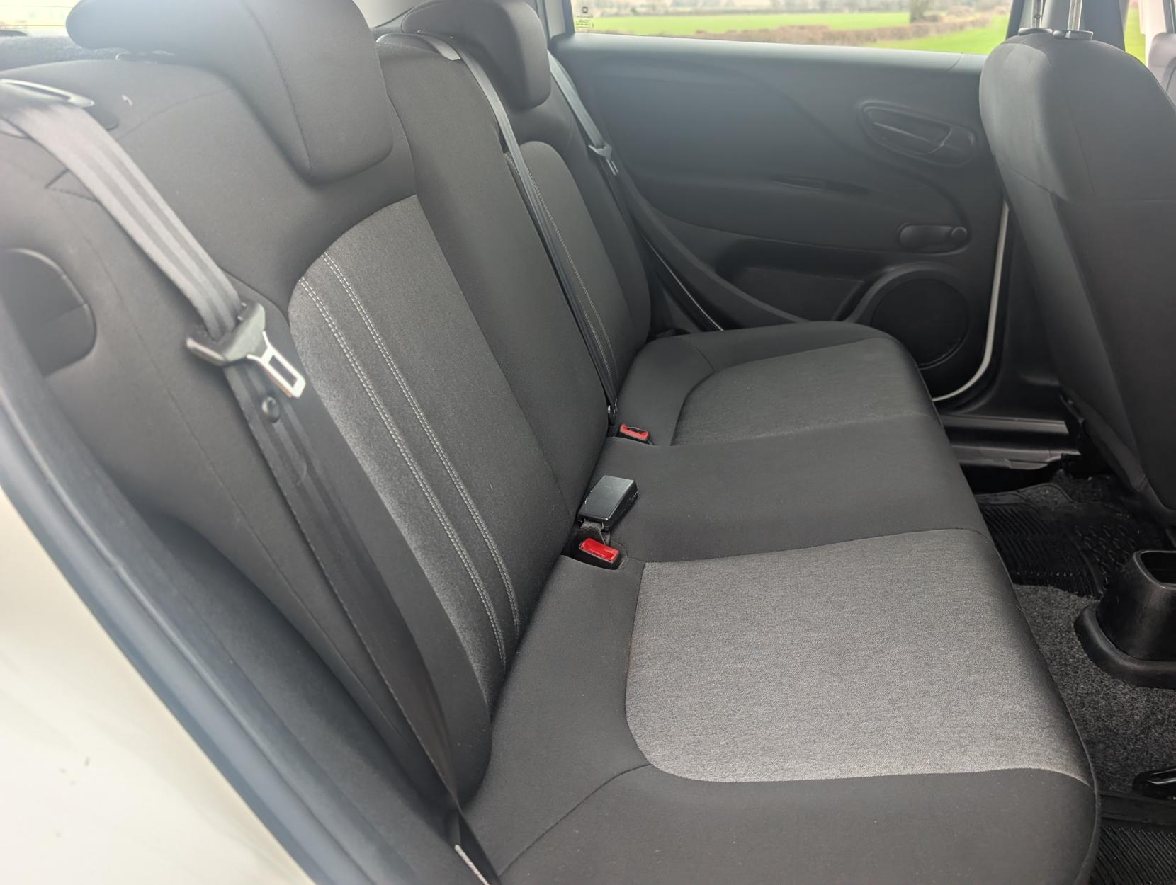 Fiat Punto 1.2 Pop + Hatchback 5dr Petrol Euro 6 (69 bhp)