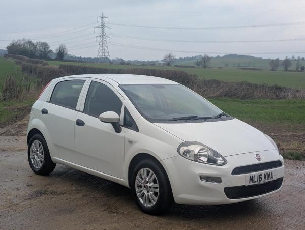 Fiat Punto 1.2 Pop + Hatchback 5dr Petrol Euro 6 (69 bhp)