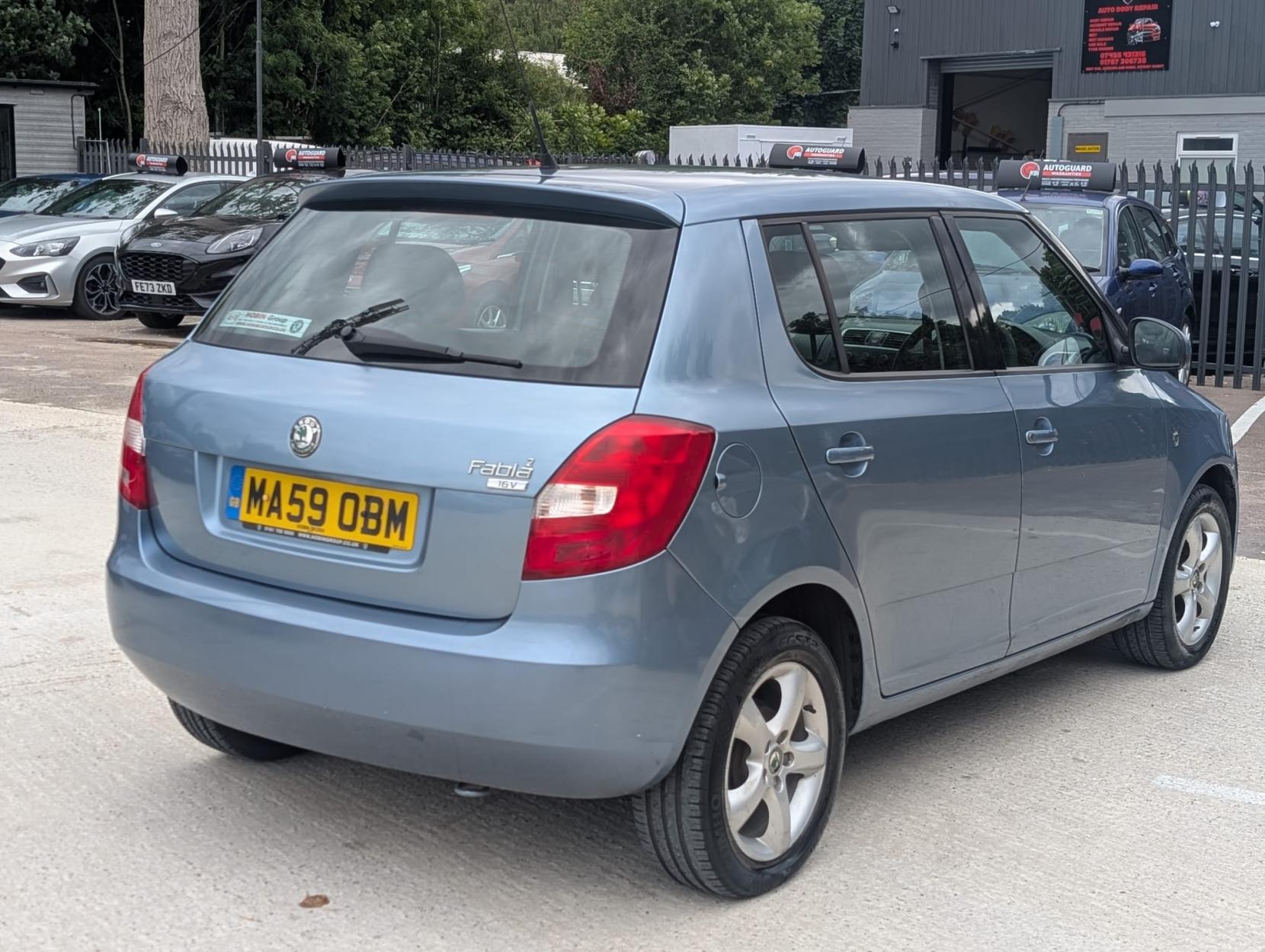 Skoda Fabia 1.4 16V 2 Hatchback 5dr Petrol Manual (155 g/km, 85 bhp)