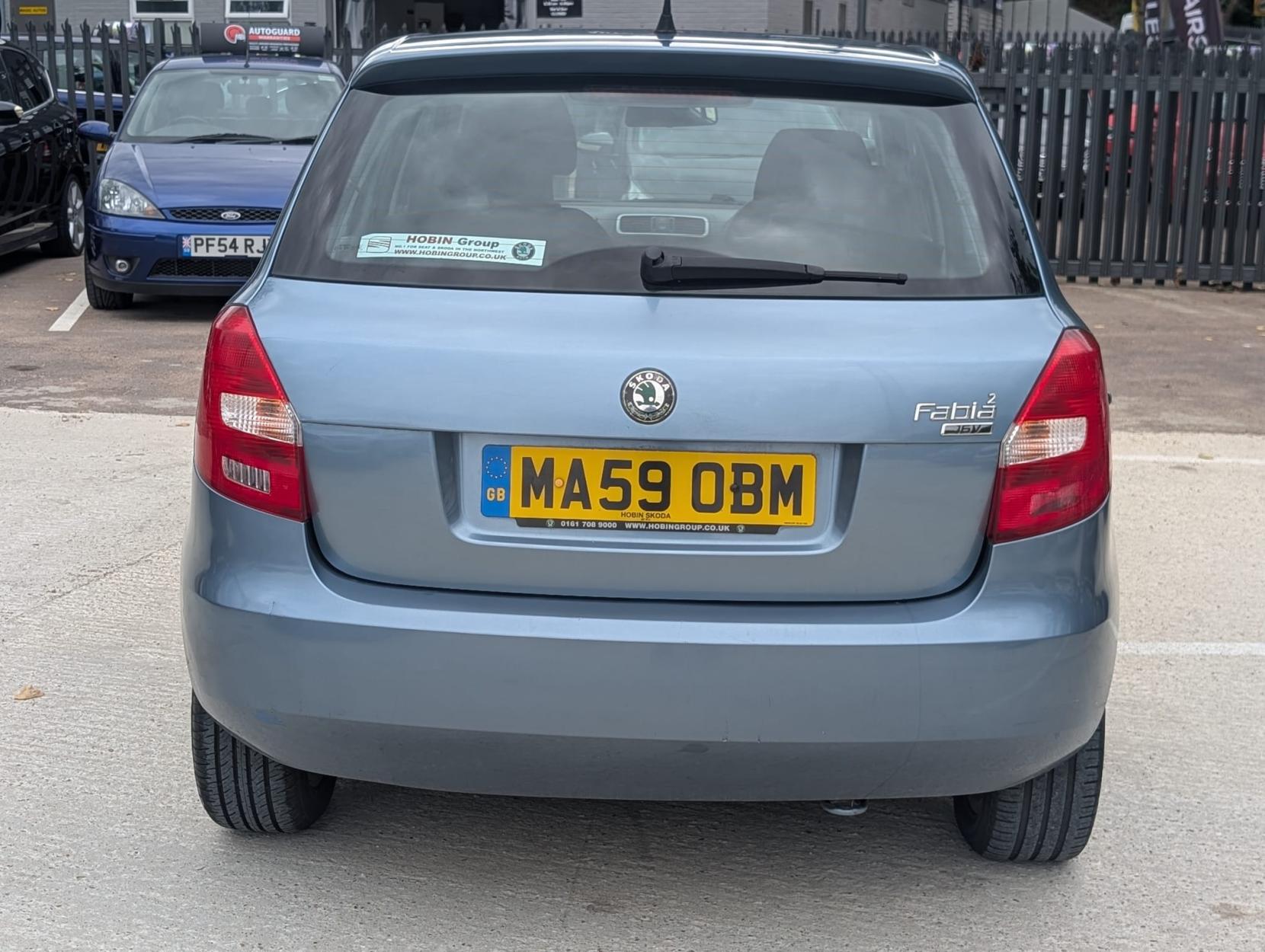 Skoda Fabia 1.4 16V 2 Hatchback 5dr Petrol Manual (155 g/km, 85 bhp)