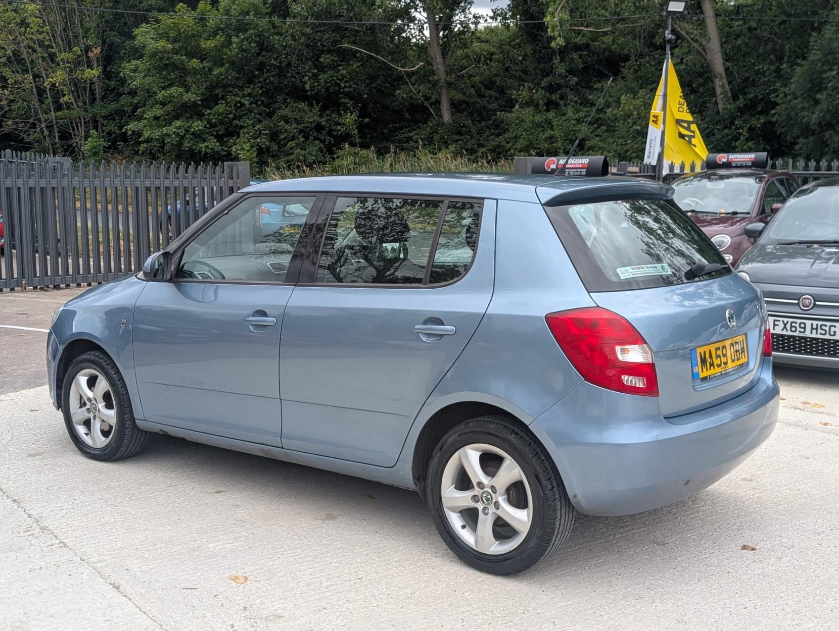 Skoda Fabia 1.4 16V 2 Hatchback 5dr Petrol Manual (155 g/km, 85 bhp)