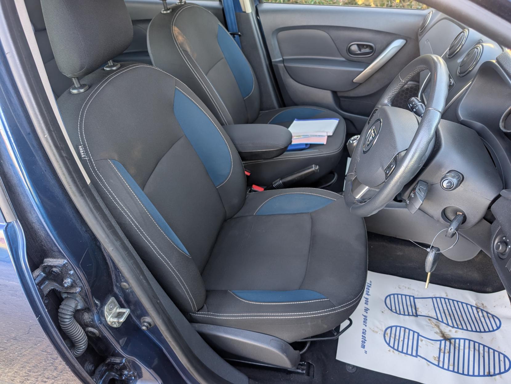 Dacia Sandero 0.9 TCe Laureate Prime Hatchback 5dr Petrol Manual Euro 6 (s/s) (90 ps)