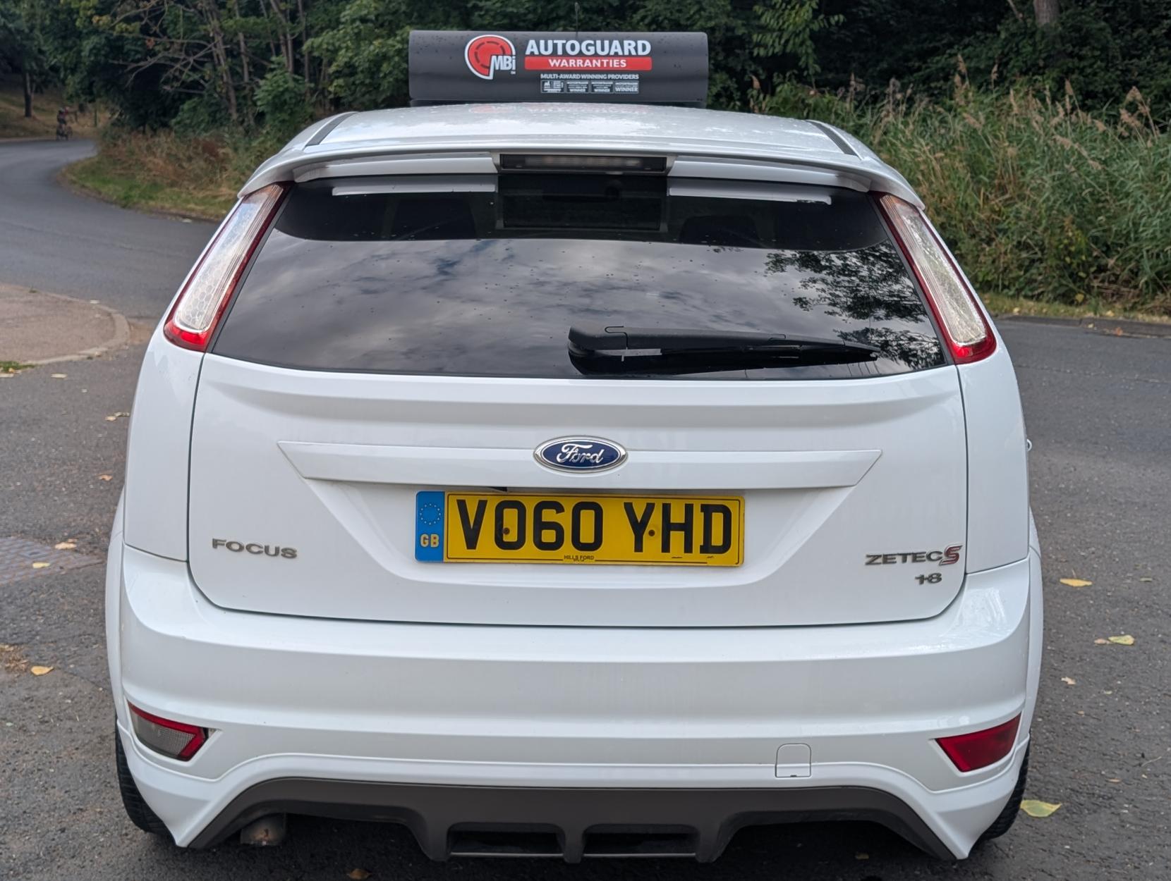 Ford Focus 1.8 Zetec S Hatchback 3dr Petrol Manual (167 g/km, 123 bhp)