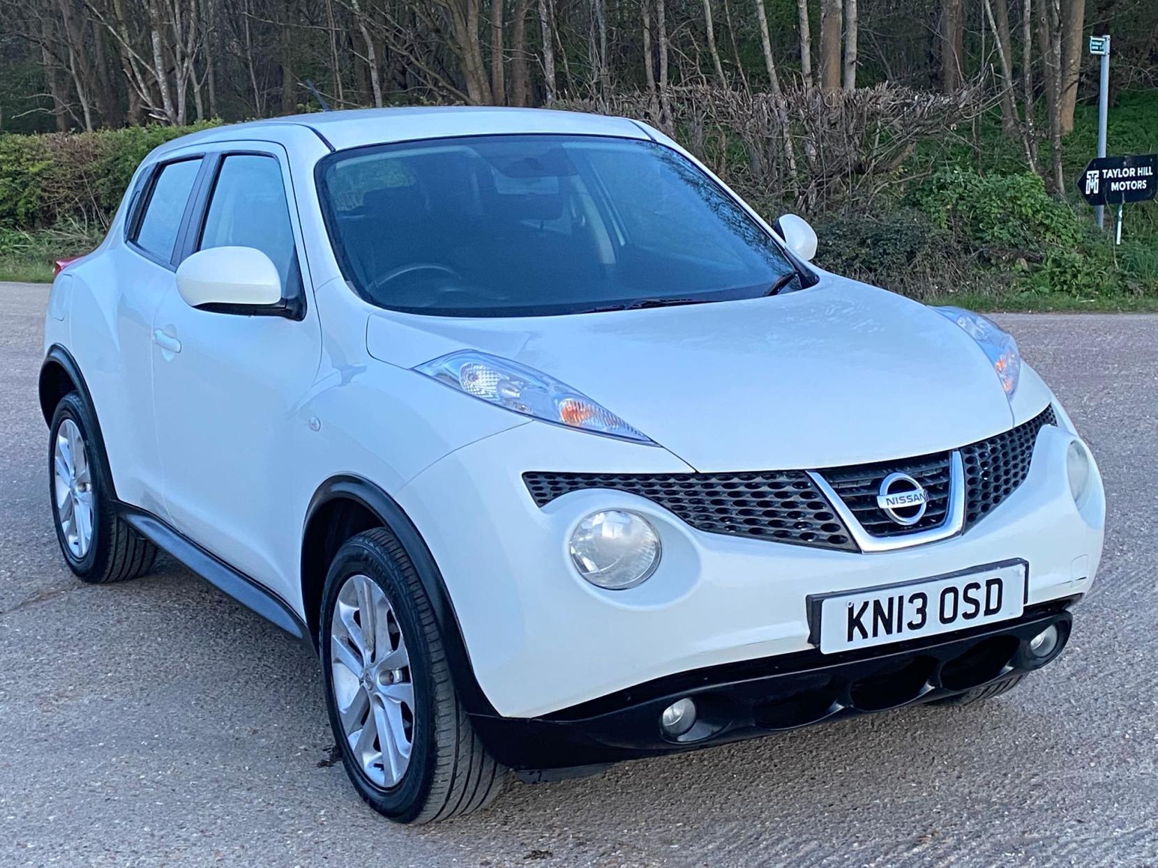 Nissan Juke 1.6 Acenta SUV 5dr Petrol Manual Euro 5 (s/s) (117 ps)