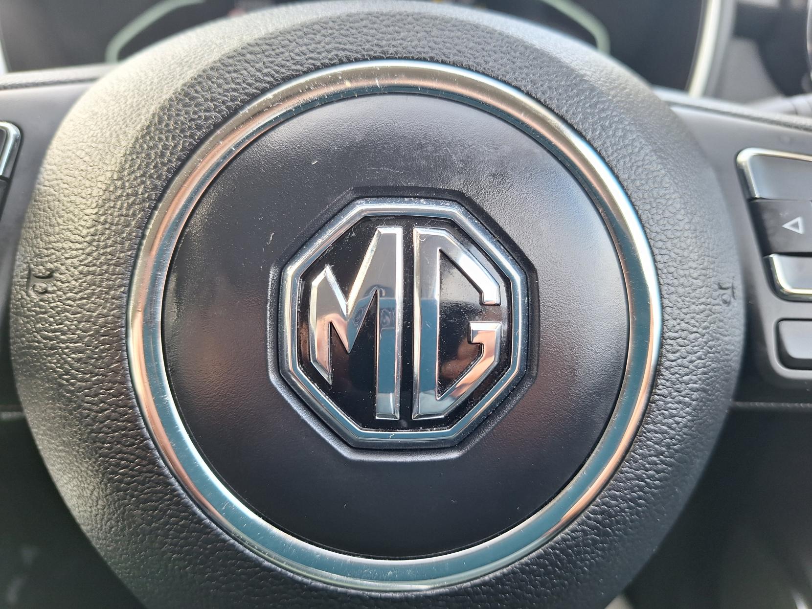 MG MG HS 1.5 T-GDI SE SUV 5dr Petrol DCT Euro 6 (s/s) (162 ps)