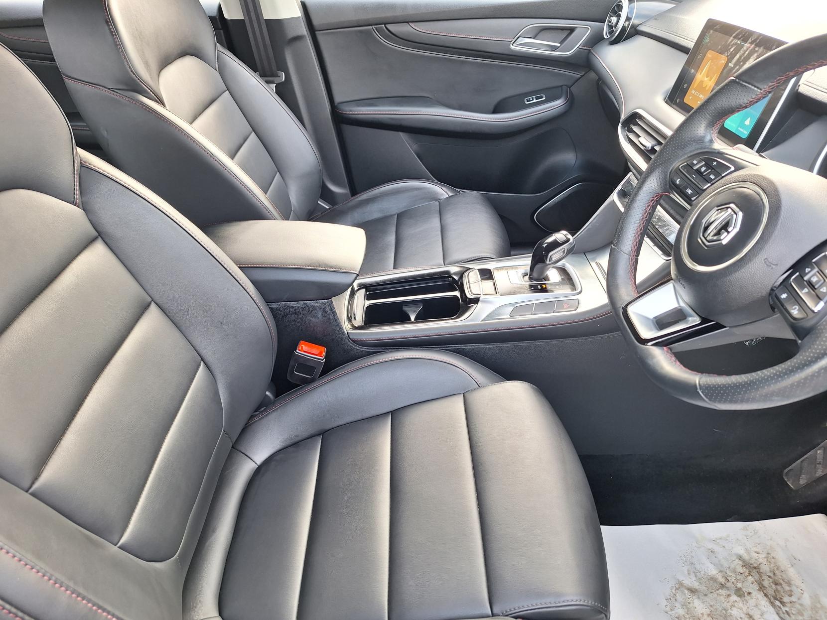 MG MG HS 1.5 T-GDI SE SUV 5dr Petrol DCT Euro 6 (s/s) (162 ps)