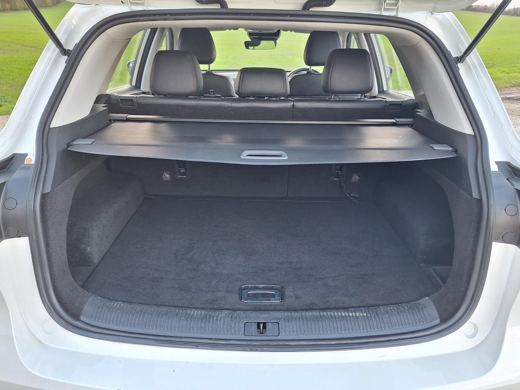 MG MG HS 1.5 T-GDI SE SUV 5dr Petrol DCT Euro 6 (s/s) (162 ps)