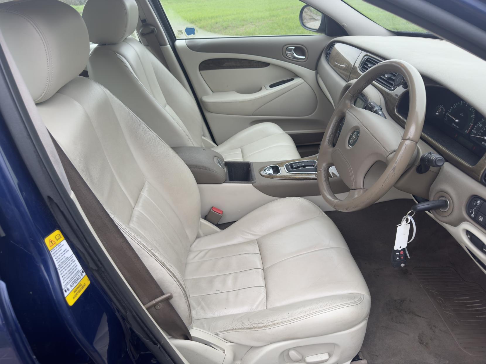 Jaguar S-Type 2.5 V6 Saloon 4dr Petrol Automatic (249 g/km, 201 bhp)