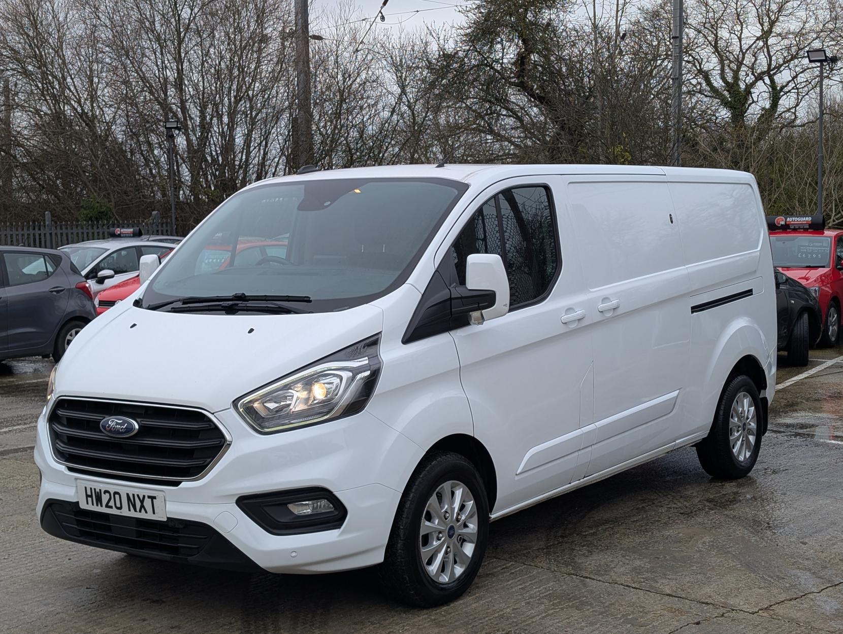 Ford Transit Custom 2.0 300 EcoBlue Limited Panel Van 5dr Diesel Manual L2 H1 Euro 6 (s/s) (130 ps)
