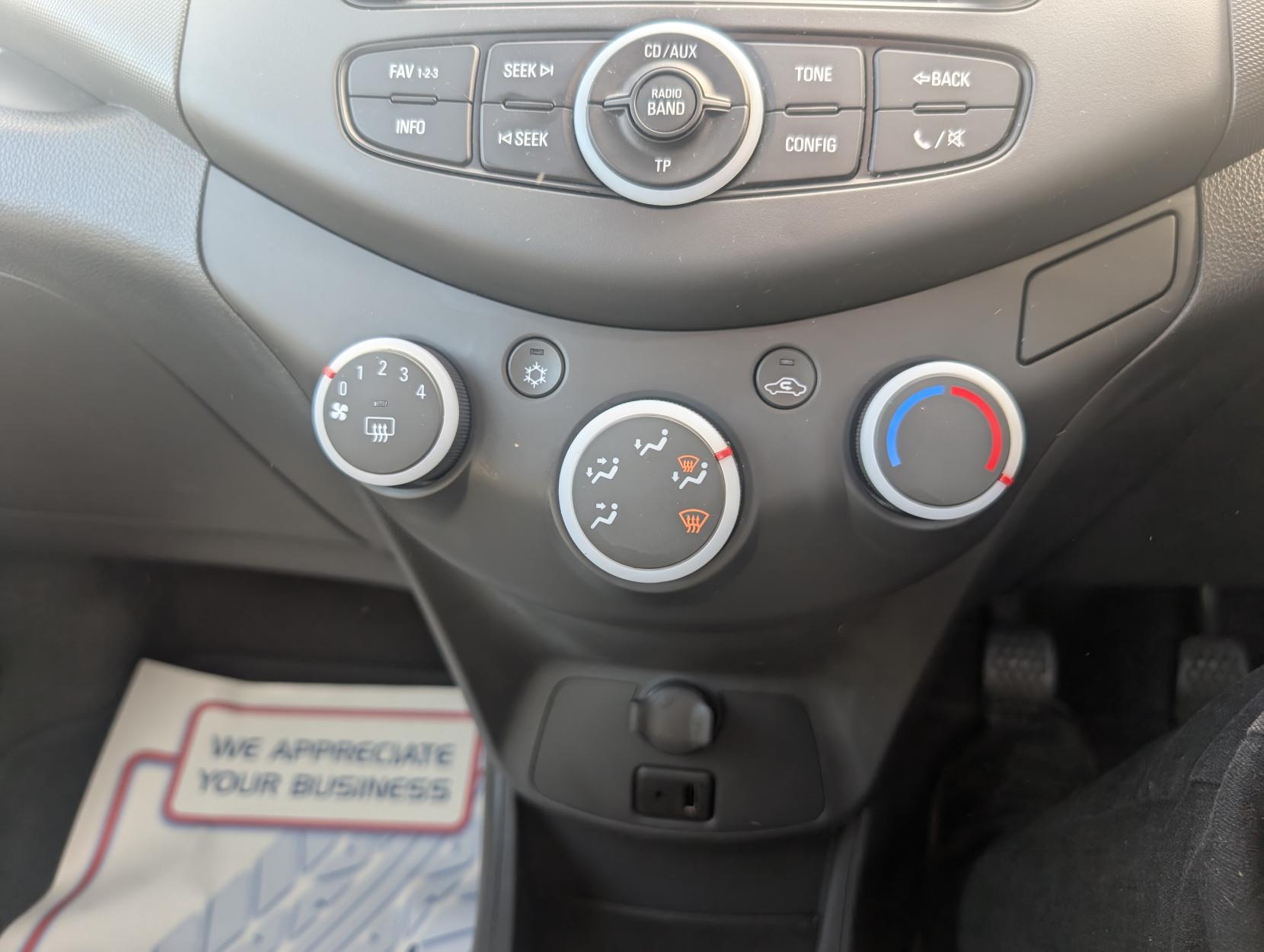 Chevrolet Spark 1.0i LS Hatchback 5dr Petrol Manual Euro 5 (Non a/c) (68 ps)
