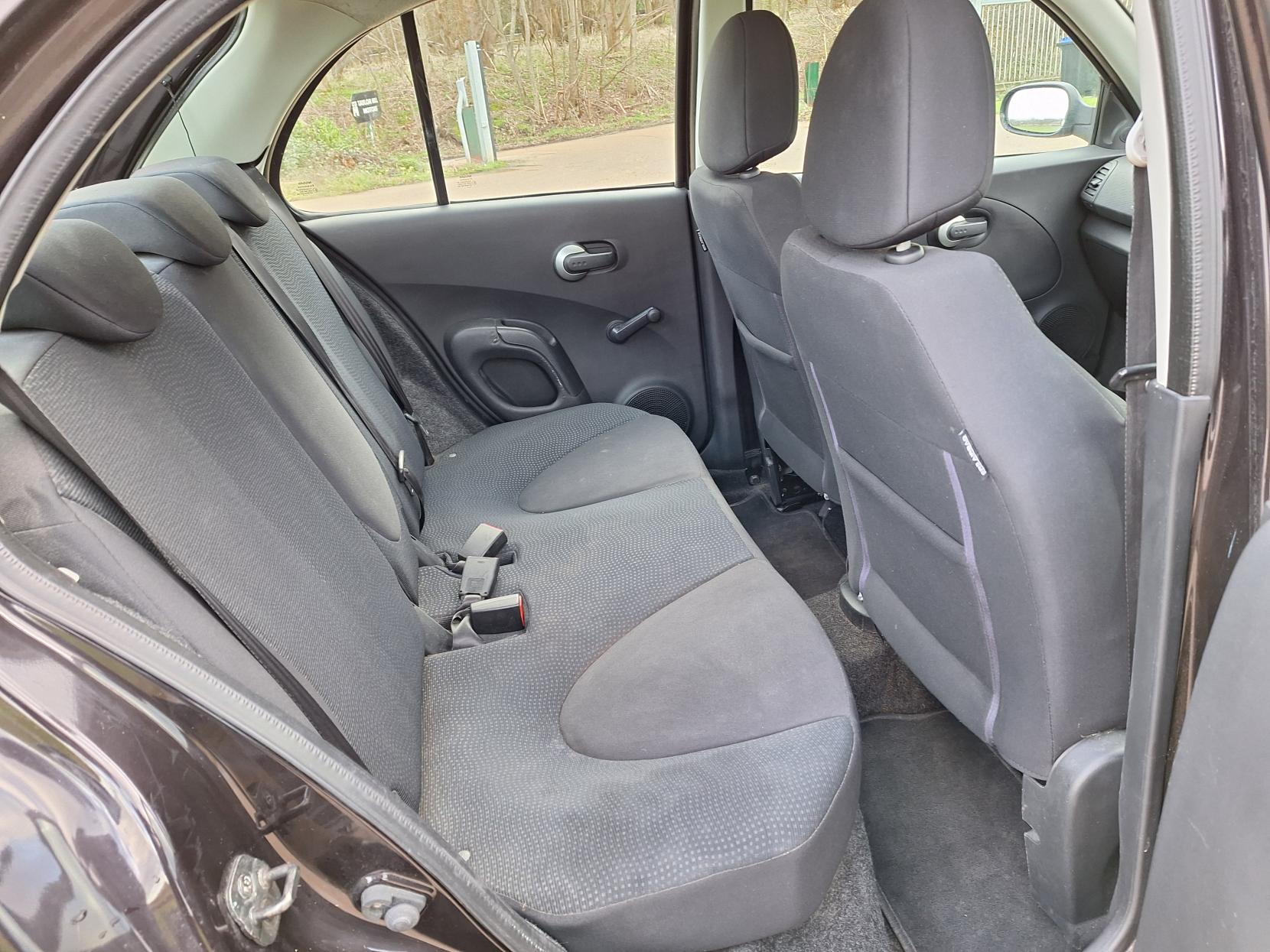 Nissan Micra 1.2 16v n-tec Hatchback 5dr Petrol Automatic (159 g/km, 79 bhp)