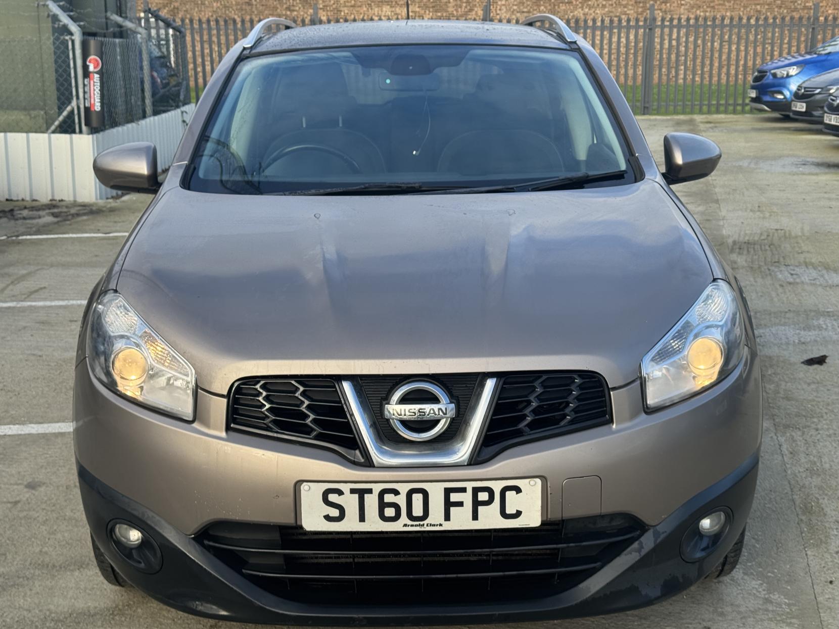 Nissan Qashqai 1.5 dCi n-tec SUV 5dr Diesel Manual 2WD Euro 5 (110 ps)