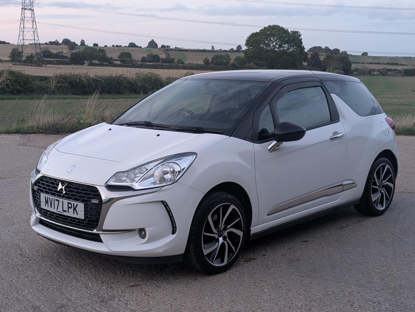 DS AUTOMOBILES DS 3 1.2 PureTech Elegance Hatchback 3dr Petrol Manual Euro 6 (82 ps)