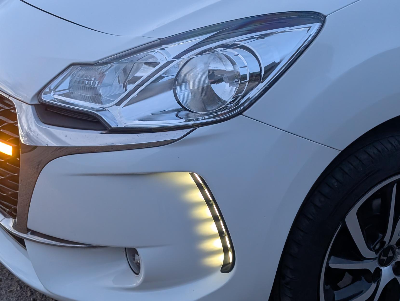 DS AUTOMOBILES DS 3 1.2 PureTech Elegance Hatchback 3dr Petrol Manual Euro 6 (82 ps)