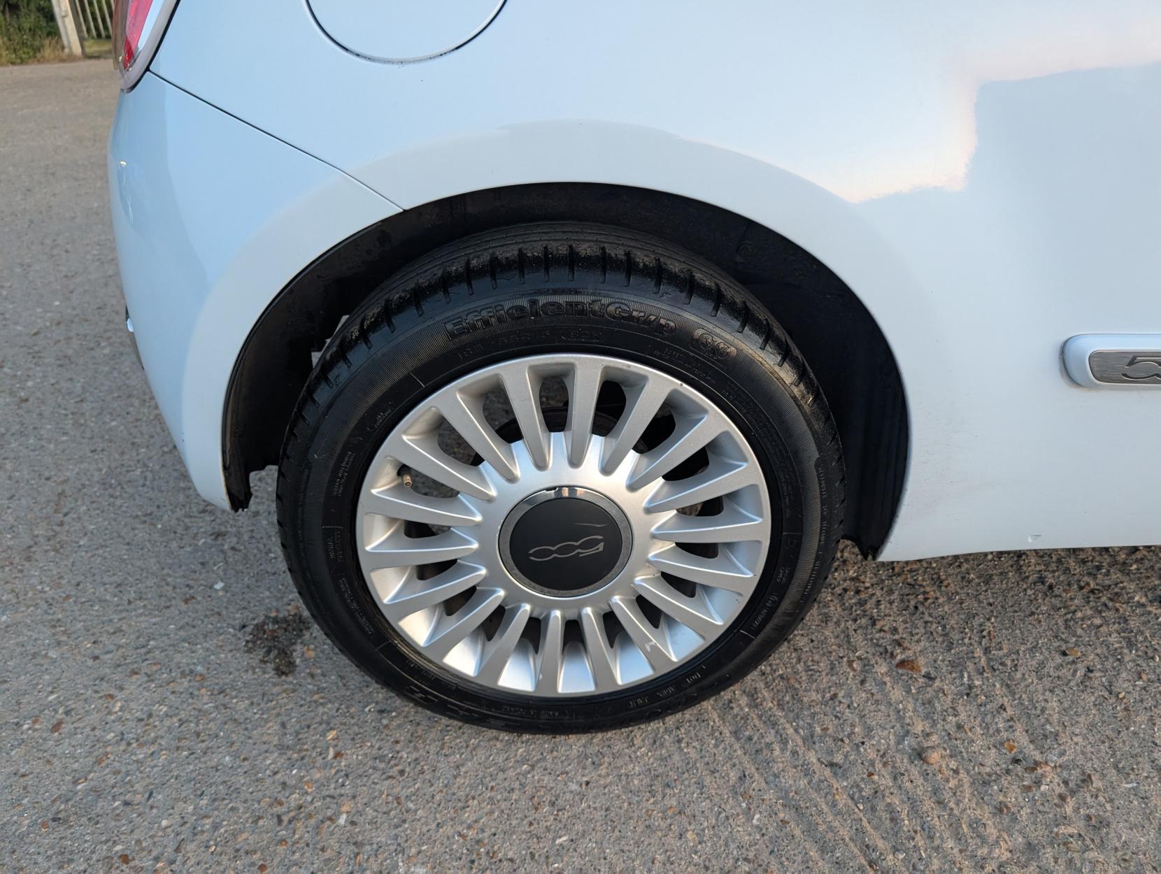 Fiat 500 1.2 Lounge Hatchback 3dr Petrol Manual Euro 5 (s/s) (69 bhp)