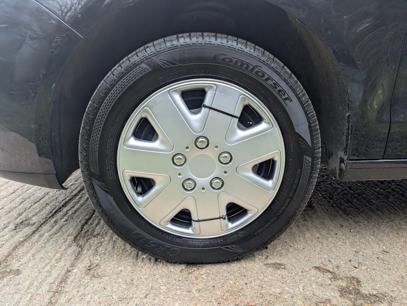 Volkswagen Polo 1.2 E Hatchback 3dr Petrol Manual (138 g/km, 60 bhp)