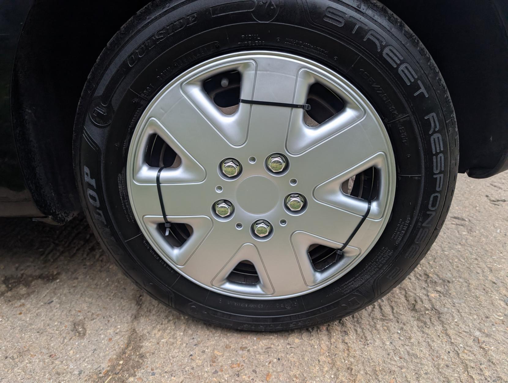 Volkswagen Polo 1.2 E Hatchback 3dr Petrol Manual (138 g/km, 60 bhp)