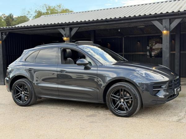 Porsche Macan 2.0T SUV 5dr Petrol PDK 4WD Euro 6 (s/s) (245 ps)