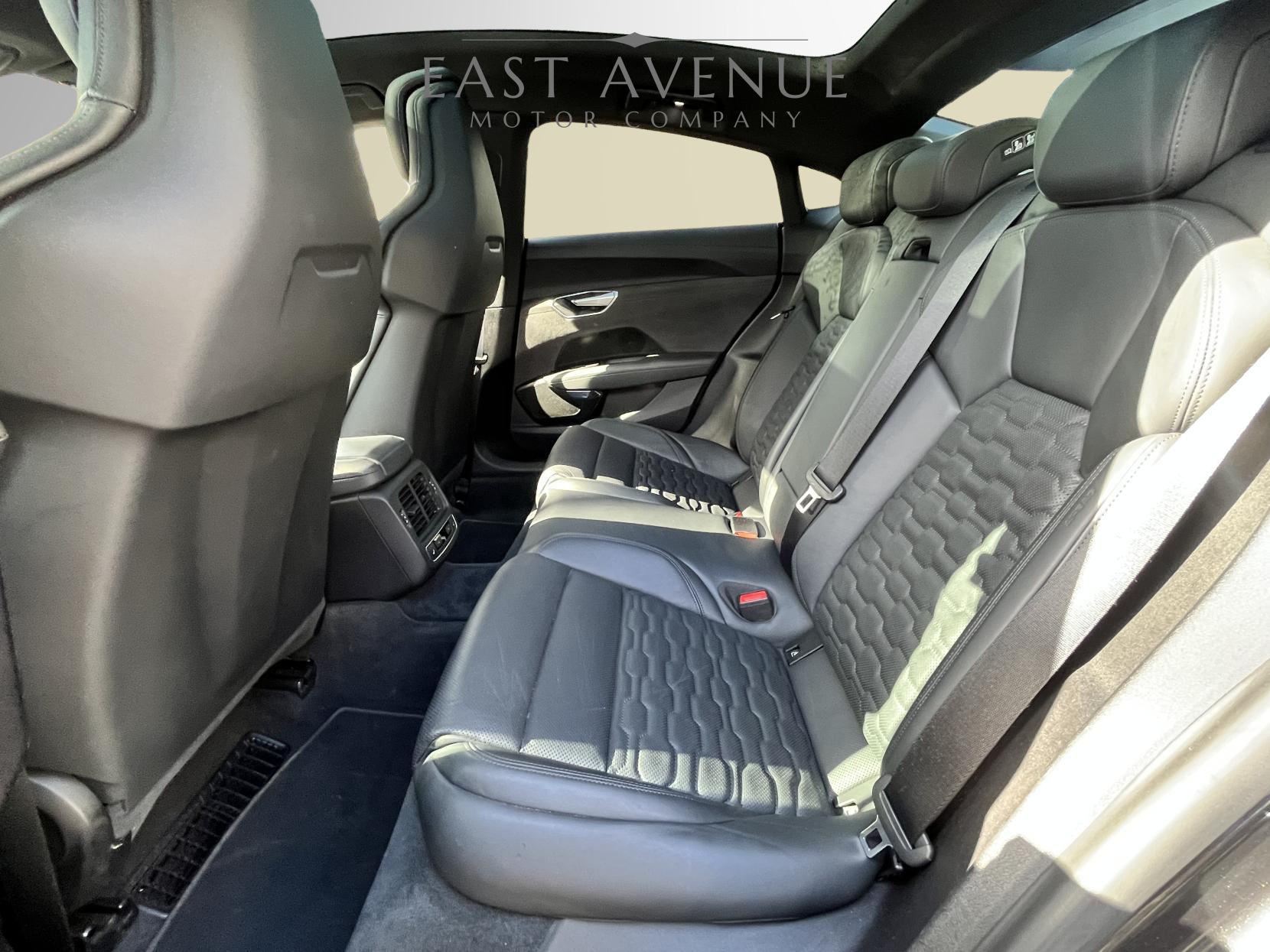 Audi e-tron GT 93.4kWh Vorsprung Saloon 4dr Electric Auto quattro (476 ps)