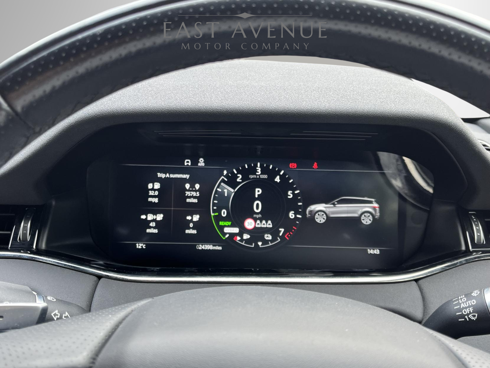 Land Rover Range Rover Evoque 1.5 P300e 12.2kWh R-Dynamic SE SUV 5dr Petrol Plug-in Hybrid Auto 4WD Euro 6 (s/s) (309 ps)