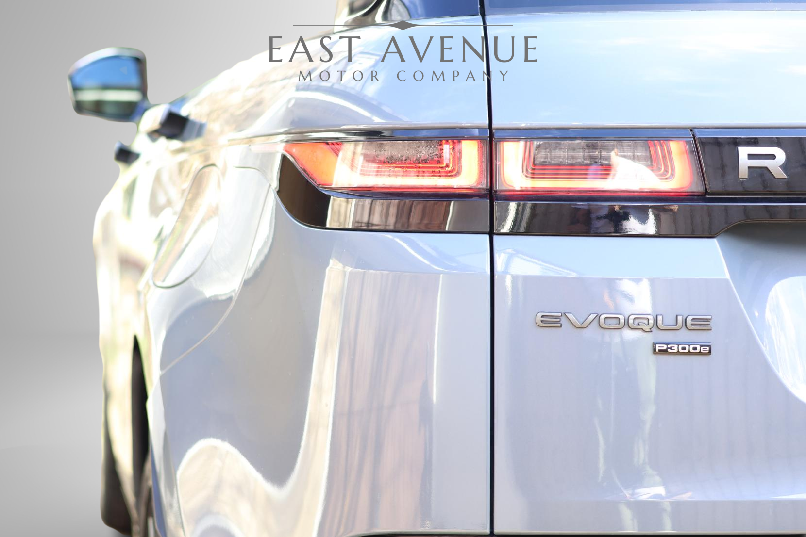 Land Rover Range Rover Evoque 1.5 P300e 12.2kWh R-Dynamic SE SUV 5dr Petrol Plug-in Hybrid Auto 4WD Euro 6 (s/s) (309 ps)