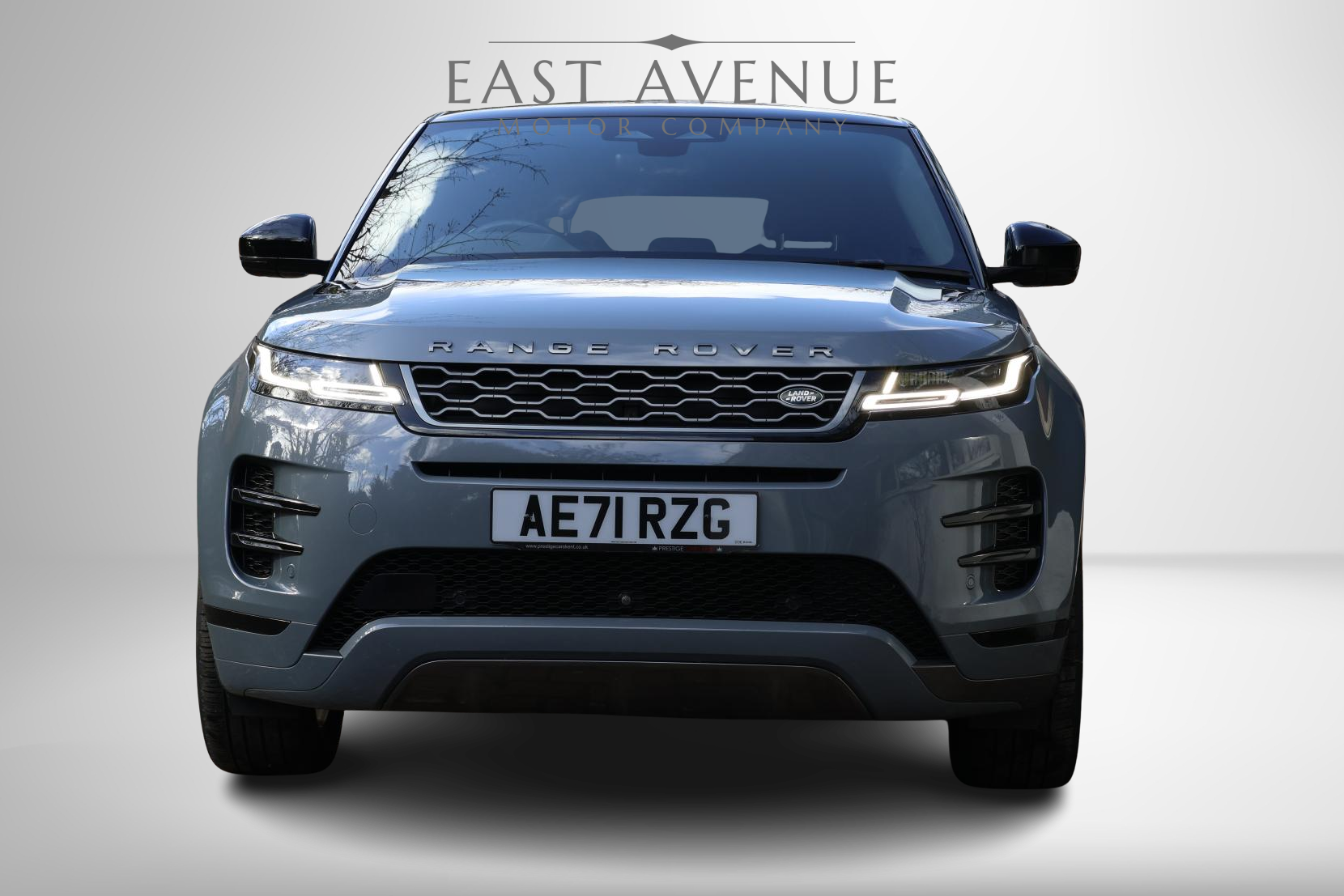 Land Rover Range Rover Evoque 1.5 P300e 12.2kWh R-Dynamic SE SUV 5dr Petrol Plug-in Hybrid Auto 4WD Euro 6 (s/s) (309 ps)
