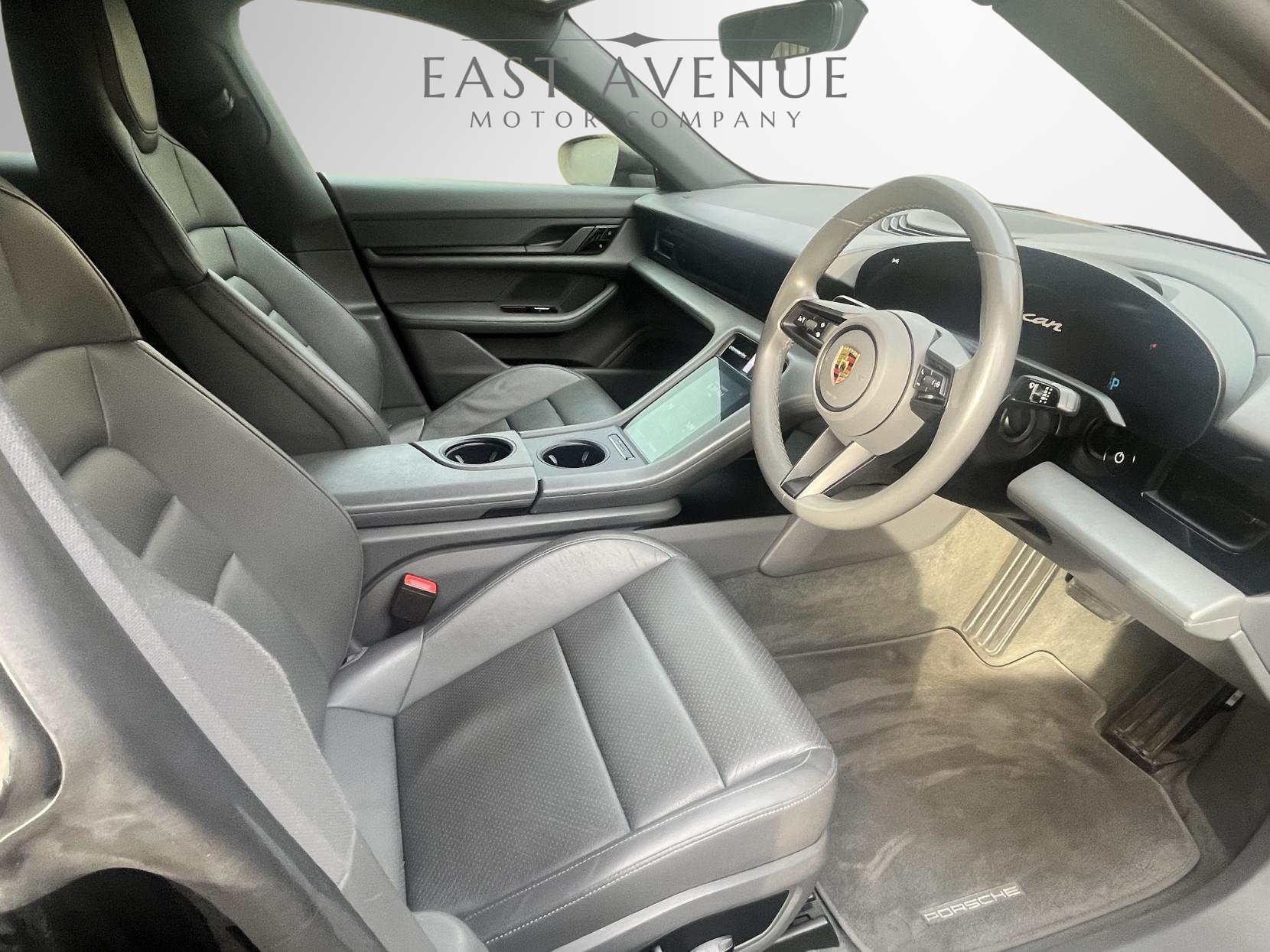 Porsche Taycan Performance 79.2kWh Saloon 4dr Electric Auto RWD (408 ps)