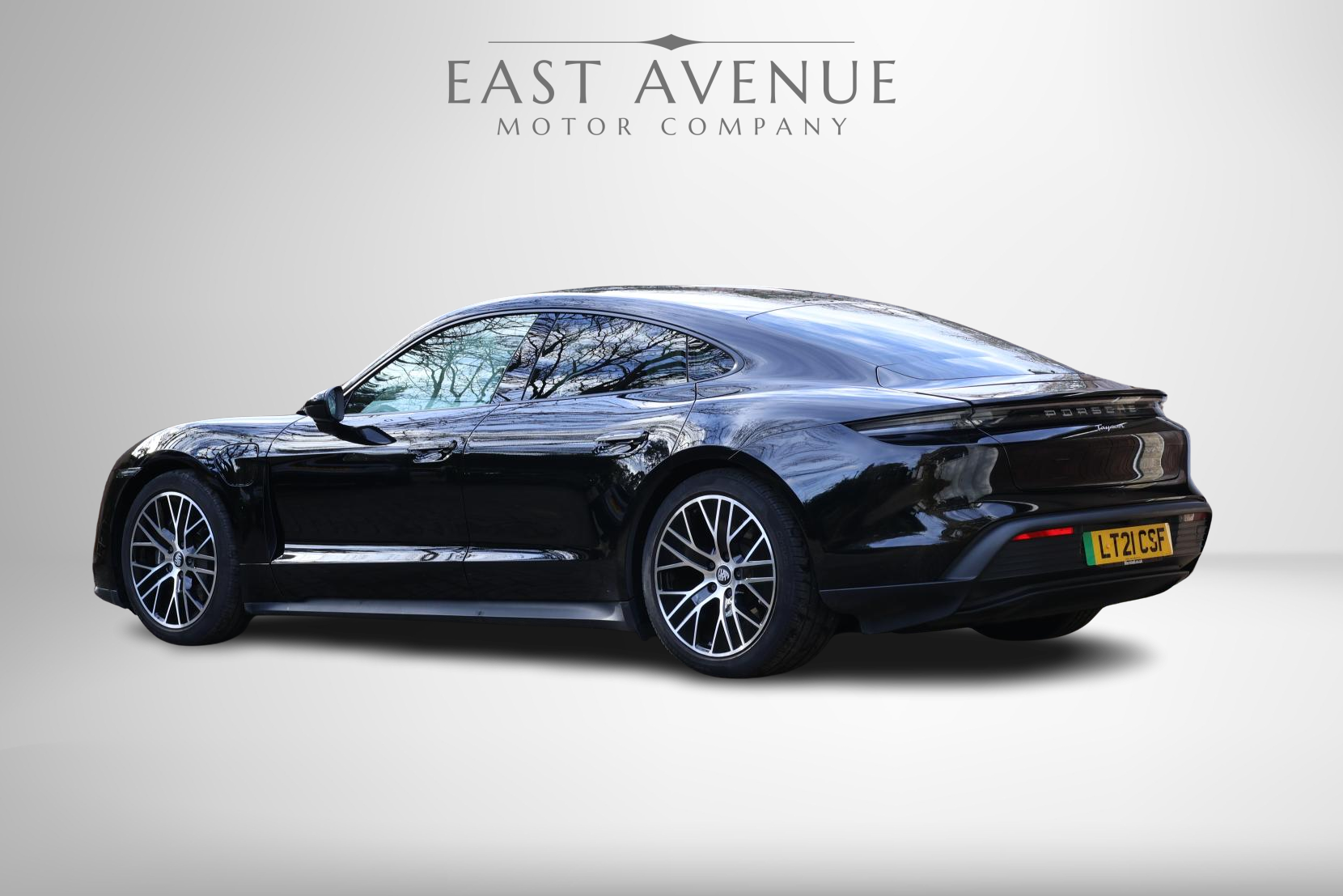 Porsche Taycan Performance 79.2kWh Saloon 4dr Electric Auto RWD (408 ps)