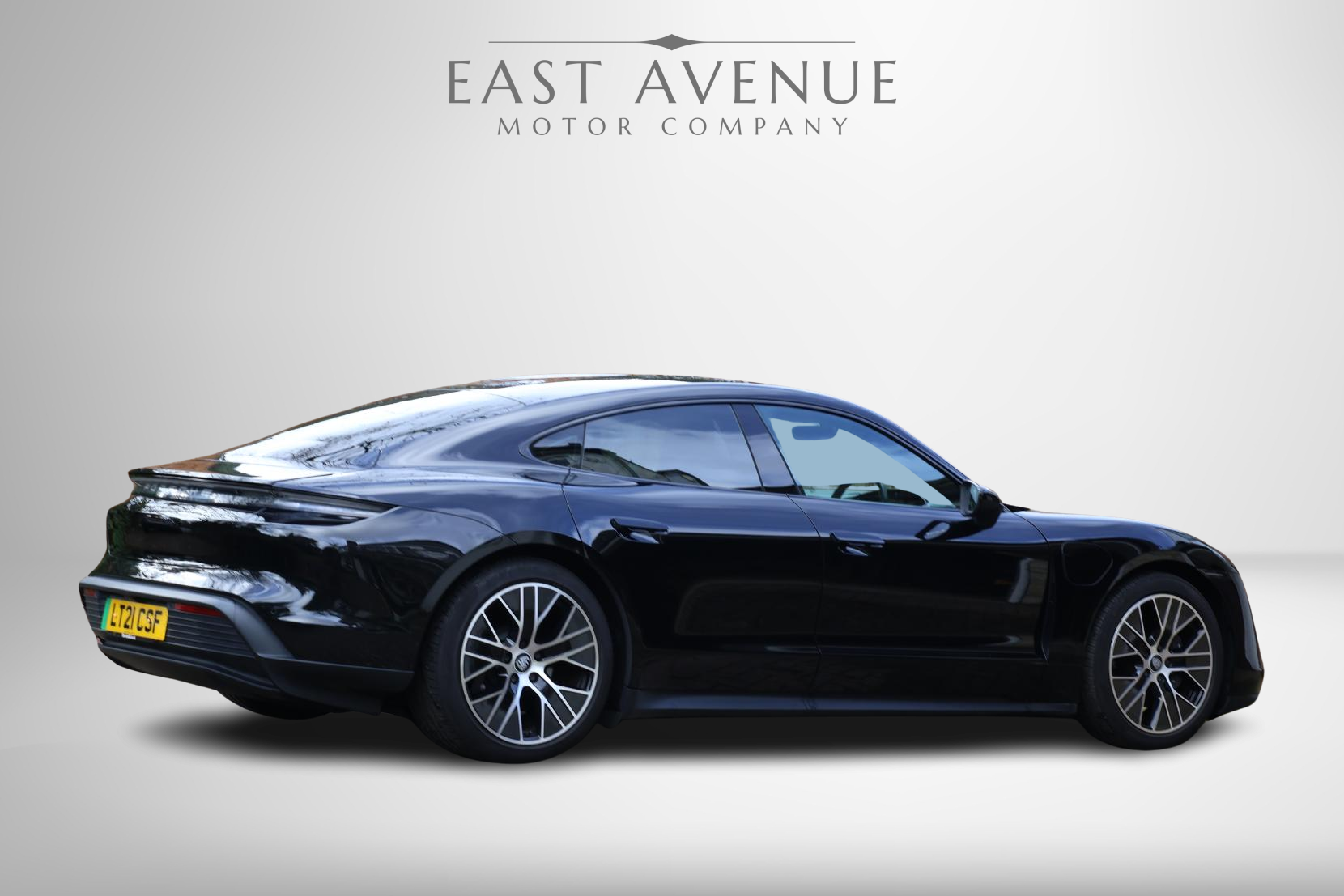 Porsche Taycan Performance 79.2kWh Saloon 4dr Electric Auto RWD (408 ps)