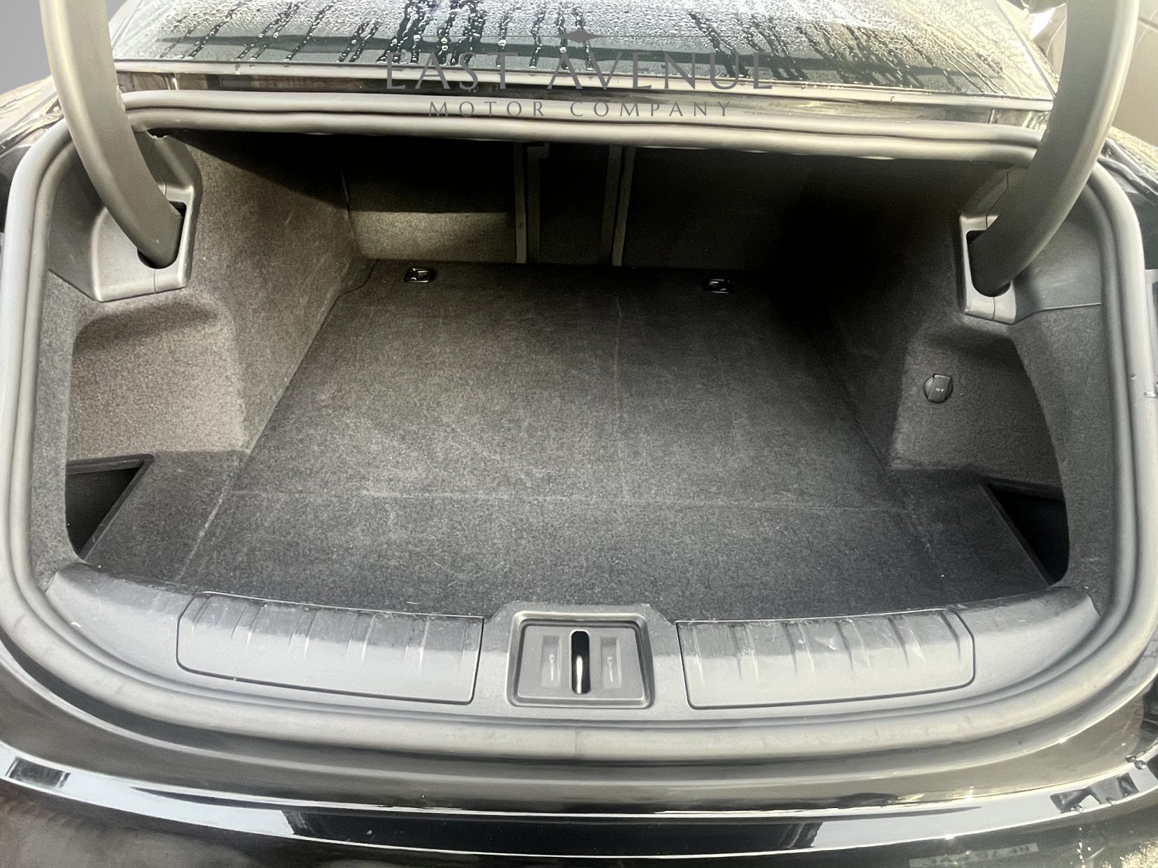 Porsche Taycan Performance 79.2kWh Saloon 4dr Electric Auto RWD (408 ps)