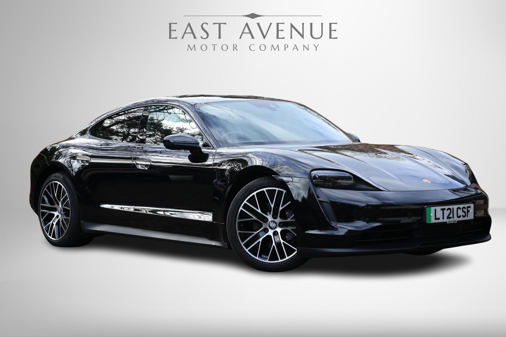 Porsche Taycan Performance 79.2kWh Saloon 4dr Electric Auto RWD (408 ps)