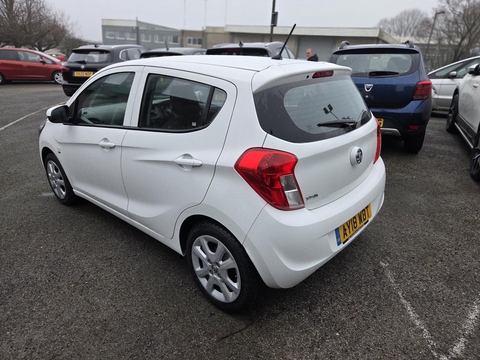 Vauxhall Viva 1.0i SE Hatchback 5dr Petrol Manual Euro 6 (a/c) (73 ps)