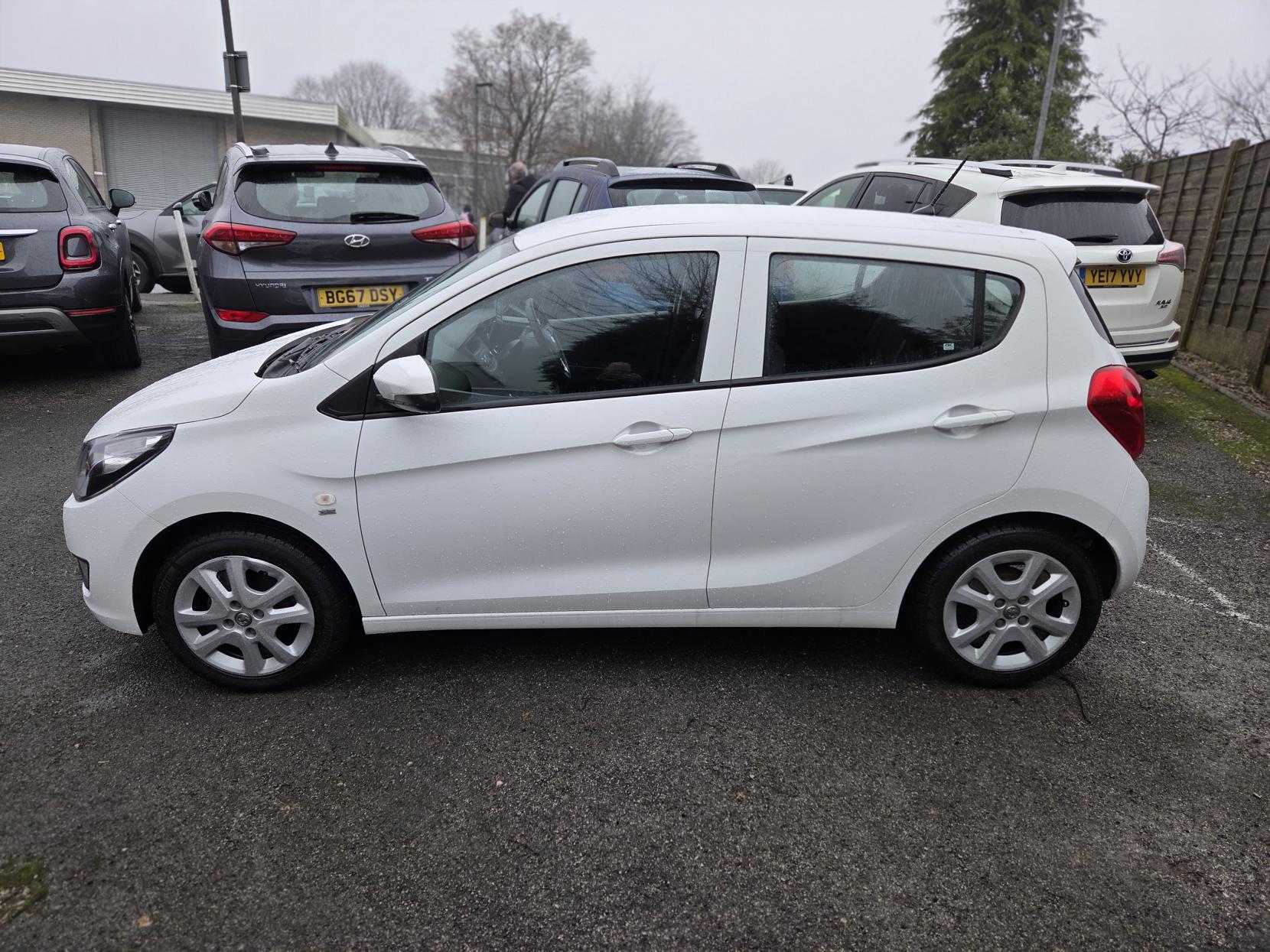 Vauxhall Viva 1.0i SE Hatchback 5dr Petrol Manual Euro 6 (a/c) (73 ps)