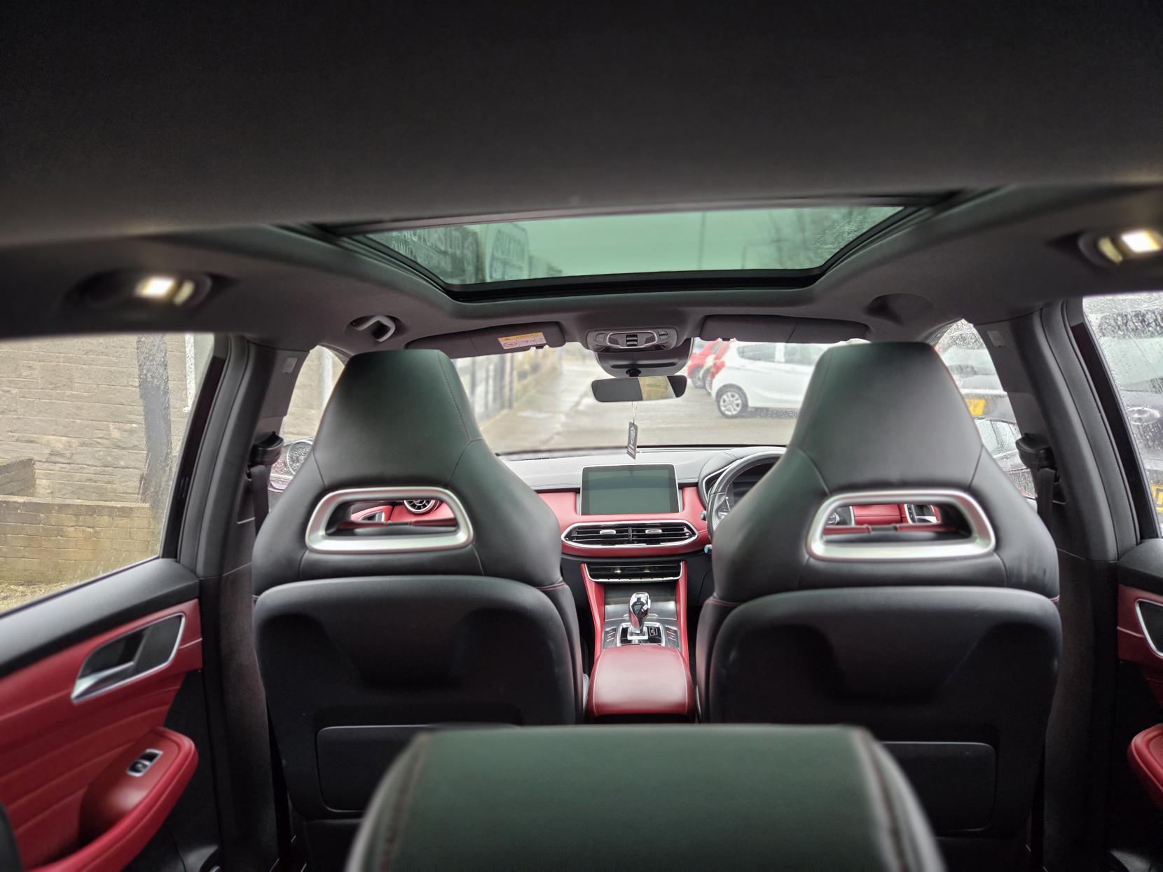 MG MG HS 1.5 T-GDI Exclusive SUV 5dr Petrol DCT Euro 6 (s/s) (162 ps)