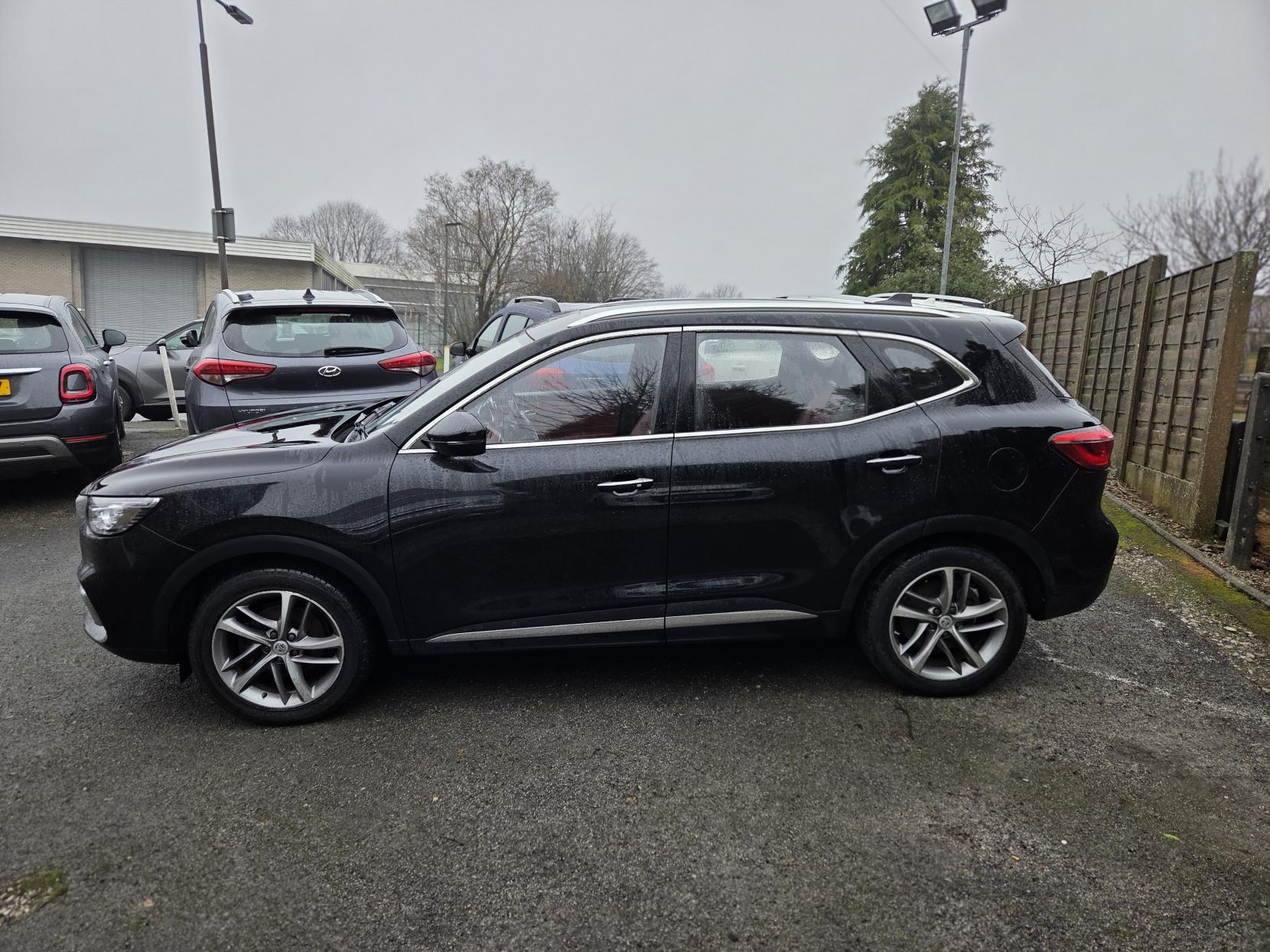 MG MG HS 1.5 T-GDI Exclusive SUV 5dr Petrol DCT Euro 6 (s/s) (162 ps)