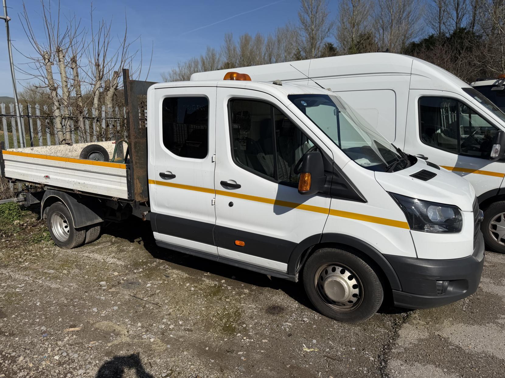 Ford Transit 2.0 350 EcoBlue Chassis Double Cab 4dr Diesel Manual RWD L3 H1 Euro 6 (DRW) (130 ps)