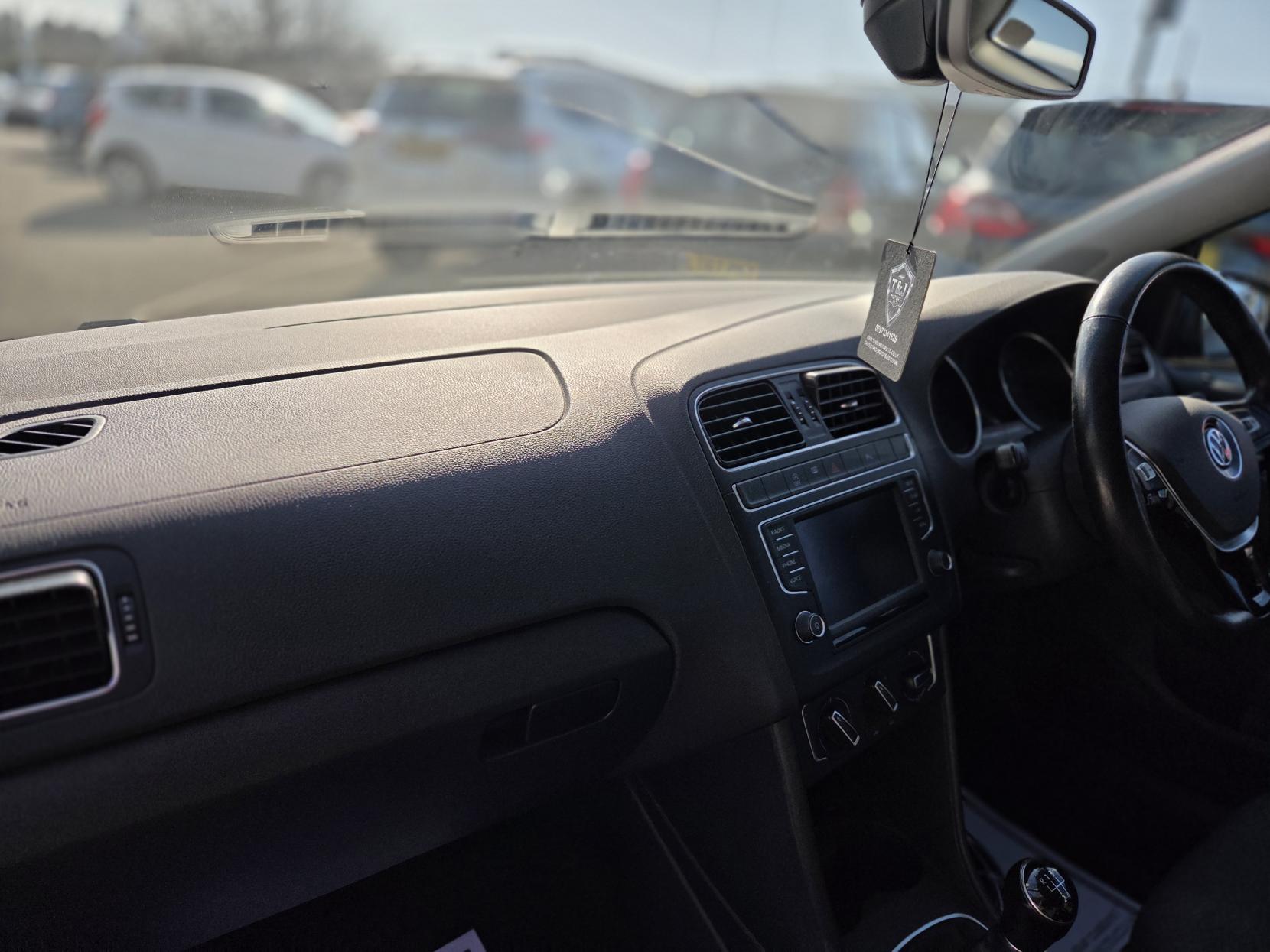 Volkswagen Polo 1.2 TSI BlueMotion Tech Match Edition Hatchback 3dr Petrol Manual Euro 6 (s/s) (90 ps)