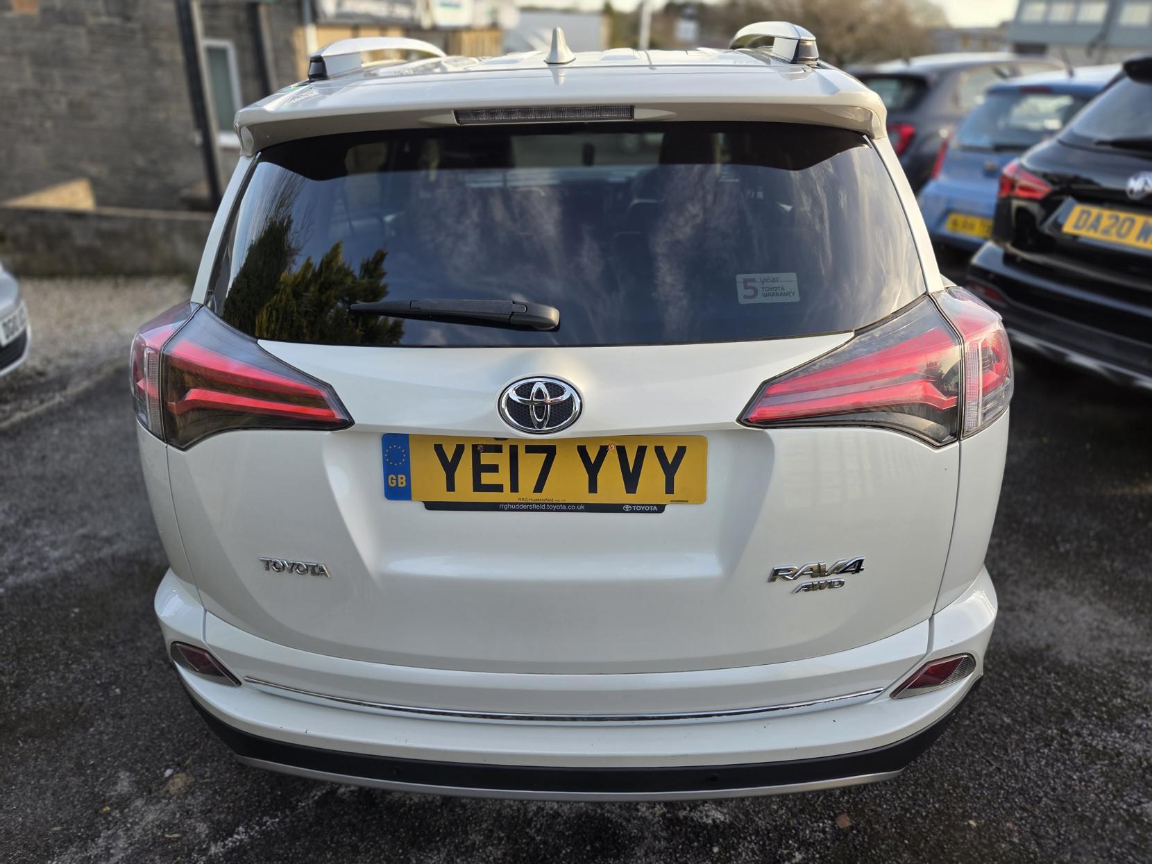 Toyota RAV4 2.0 V-Matic Icon SUV 5dr Petrol CVT 4WD Euro 6 (s/s) (Safety Sense, SNav) (151 ps)