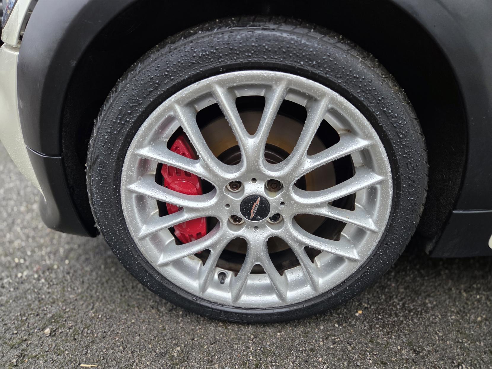 MINI Hatch 1.6 John Cooper Works Hatchback 3dr Petrol Manual Euro 4 (211 ps)