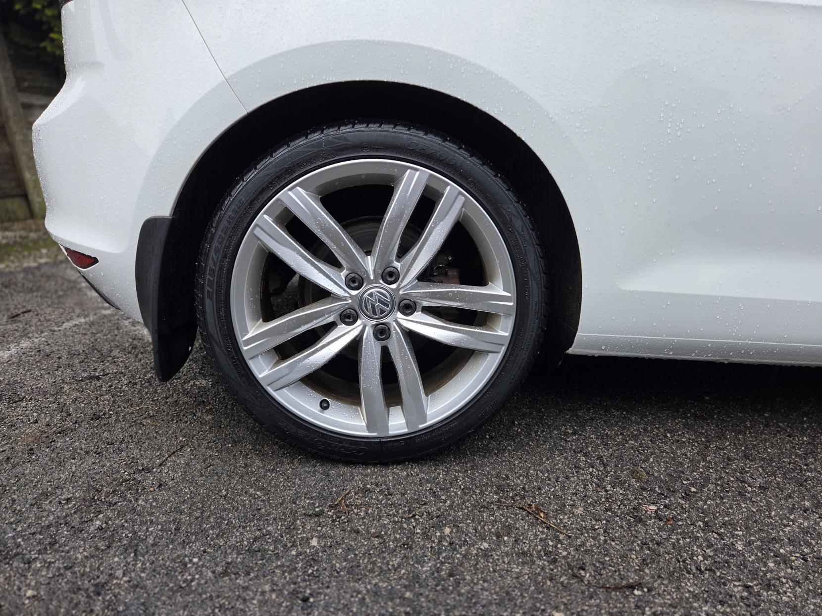 Volkswagen Golf 1.4 TSI BlueMotion Tech ACT GT Hatchback 3dr Petrol Manual Euro 6 (s/s) (150 ps)